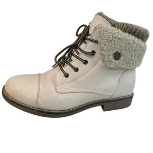 Cliffs by White Mountain Duena Off White Duena Hiking Boot Size 8
